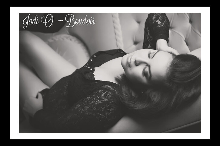  Boudoir Photography in Calgary for women of all shapes and sizes. Custom sessions design to pamper and leave women with unbelievable confidence.  Fun and affordable photography. 